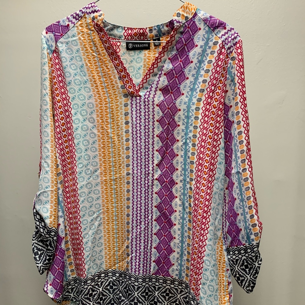 WILL ACCEPT MOST OFFERS Printed top